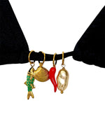 Loveless Triangle Black
